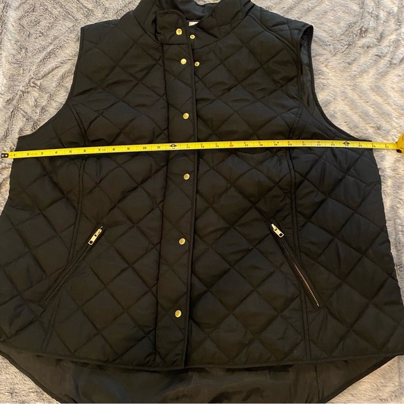Black Quilted Vest by Crown & Ivy. EUC - Picture 3 of 9